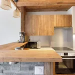 Le Cretet Mont-blanc Apartmán *
